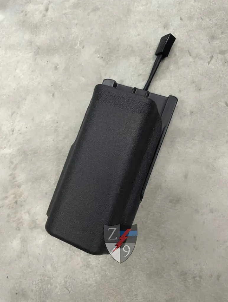 PORTABLE RADIO APX7000 PLAIN BLACK MOLLE LOKS